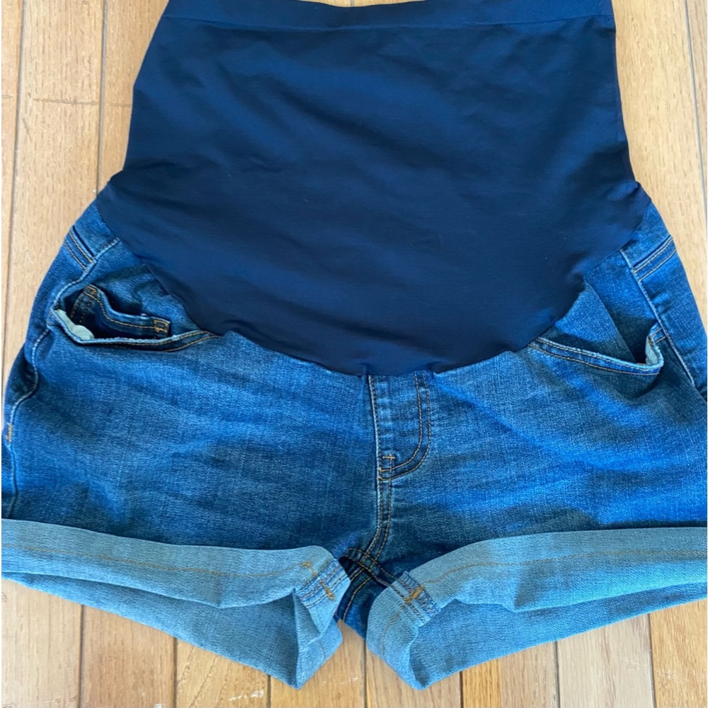 Time and Tru Maternity Jean shorts full panel